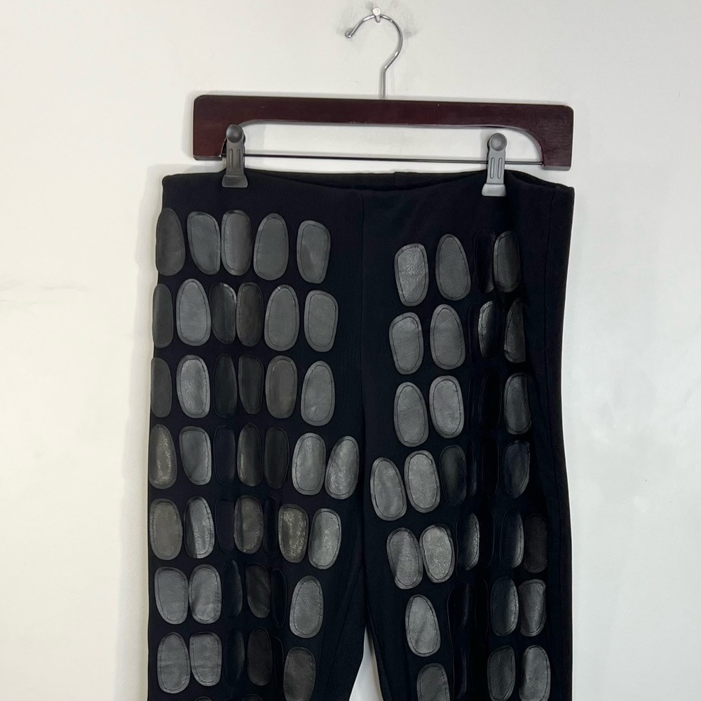 SOLD Vtg Joseph Ribkoff 70s 80s union made black cropped applique pants 14 - Picture 5 of 12